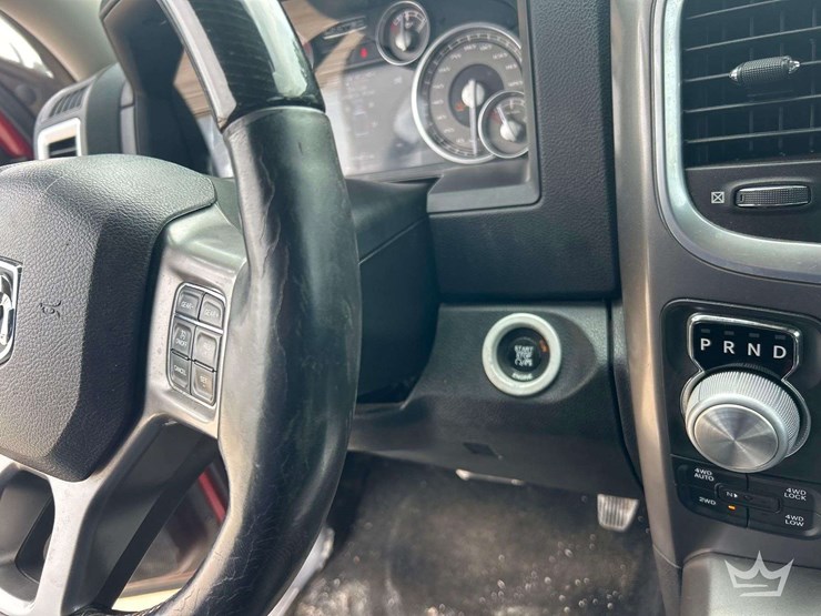 2015-dodge-1500-image-14