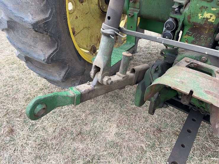 john-deere-720-image-45