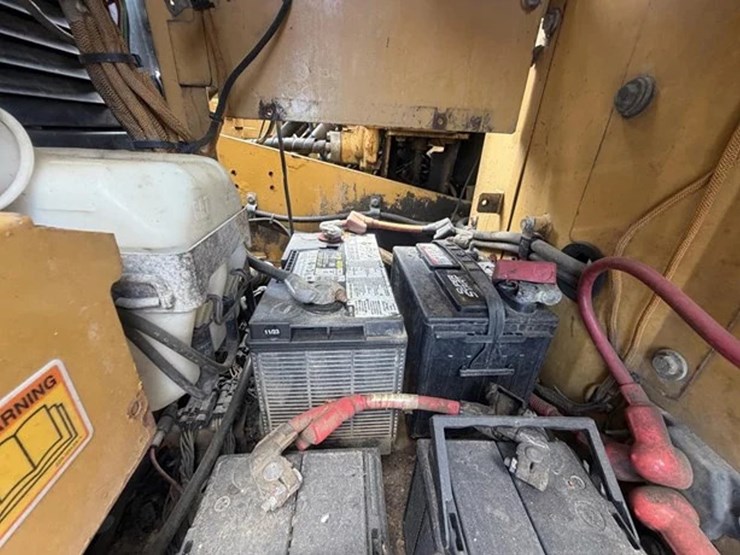 2009-caterpillar-320dl-image-18