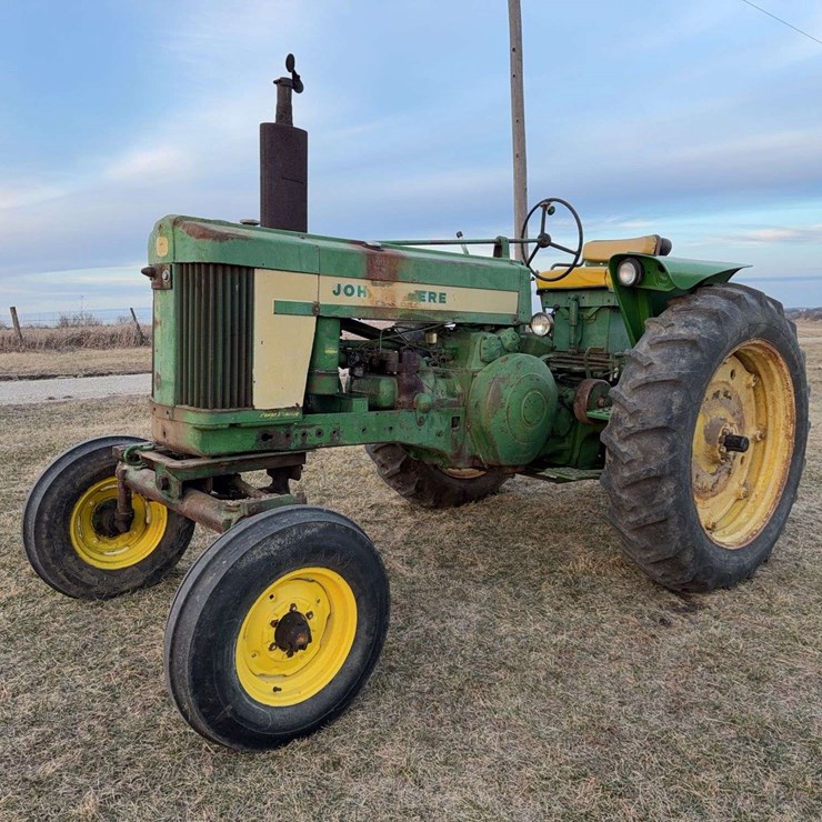 JOHN DEERE 620
