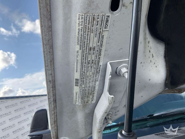 2017-ford-f450-image-11