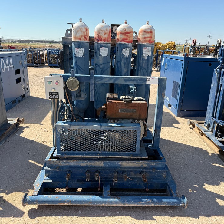 CATERPILLAR 550