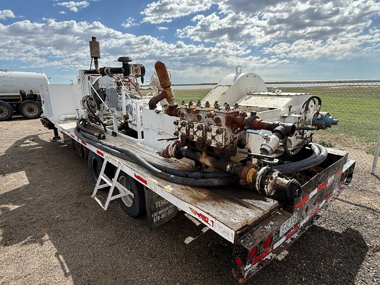 2008-john-deere-b-image-2
