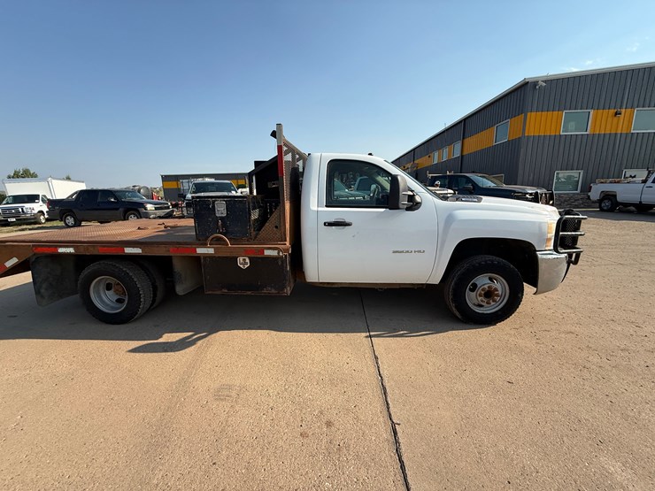 2010-chevrolet-silverado-3500hd-image-4