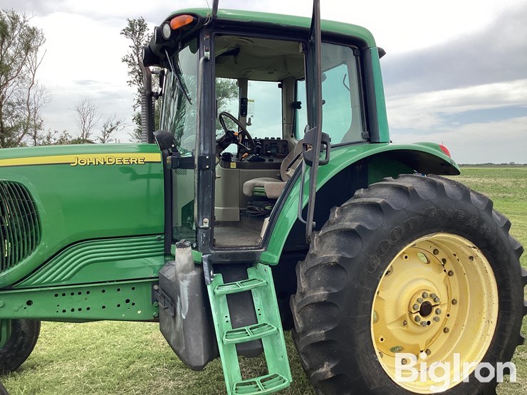 2005-john-deere-7220-image-9