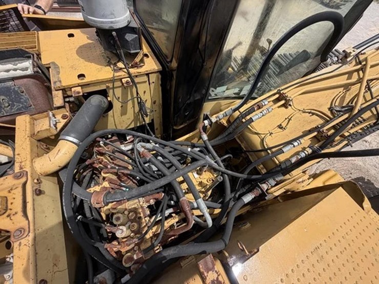 2009-caterpillar-320dl-image-29