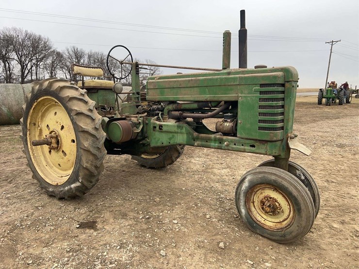 john-deere-model-b-image-7