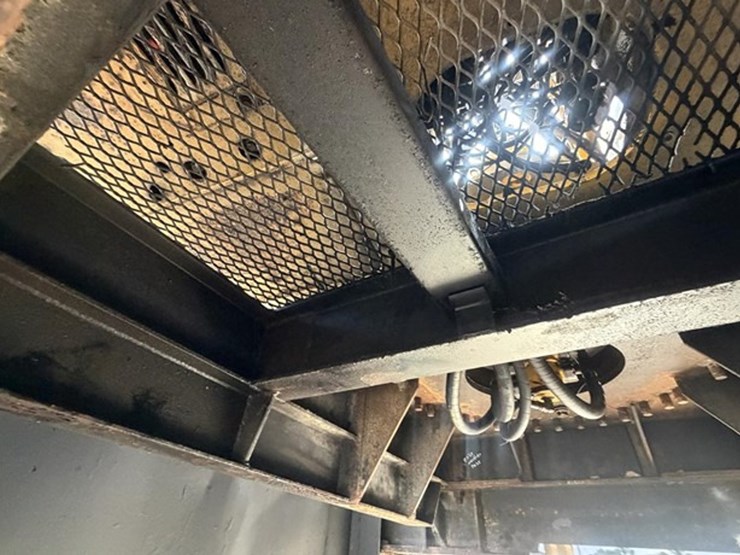 2009-caterpillar-320dl-image-111