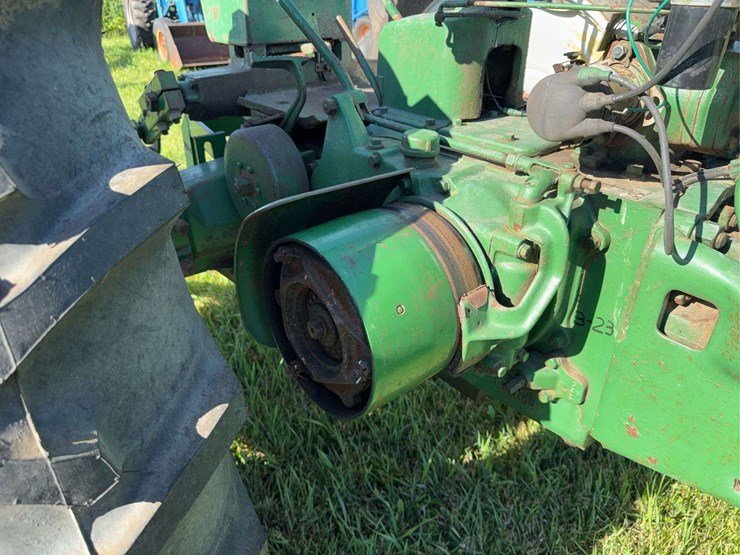john-deere-model-b-image-30