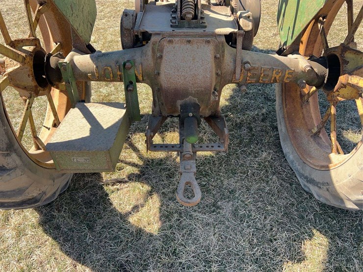 john-deere-model-b-image-36