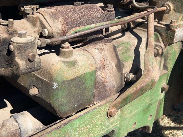 john-deere-model-b-image-57