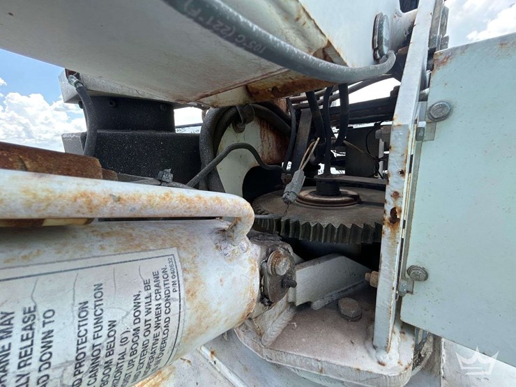 2012-auto-crane-4004eh-image-11
