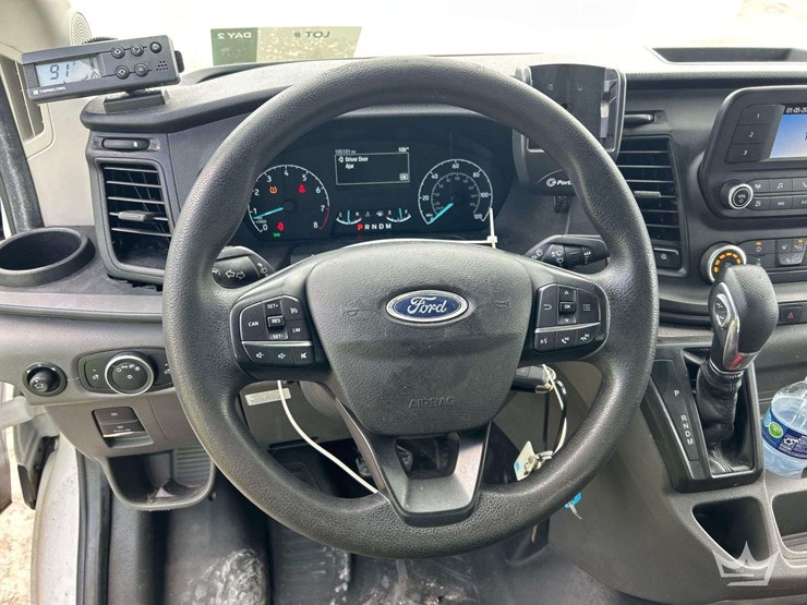 2022-ford-transit-image-11