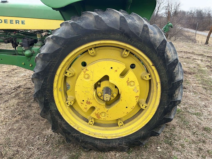 john-deere-530-image-48