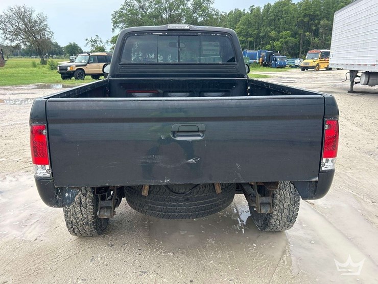 2002-toyota-tacoma-image-21