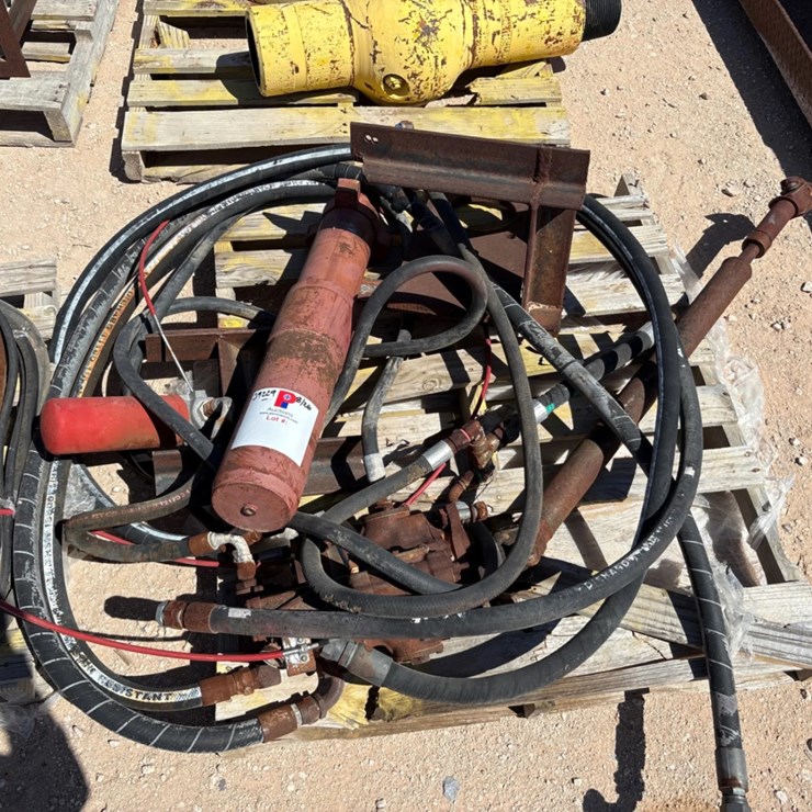 (3 pallets) w/ 26” x 24” x 16” hydraulic oil tank, hydraulic pump, hoses, hyd jack, breaker box, etc.