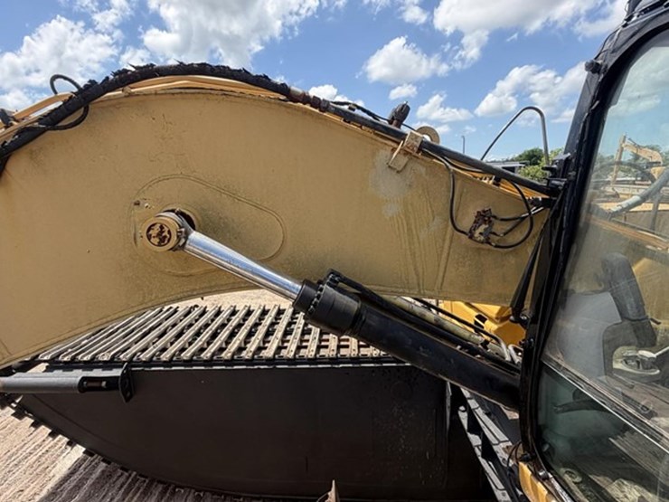 2009-caterpillar-320dl-image-60
