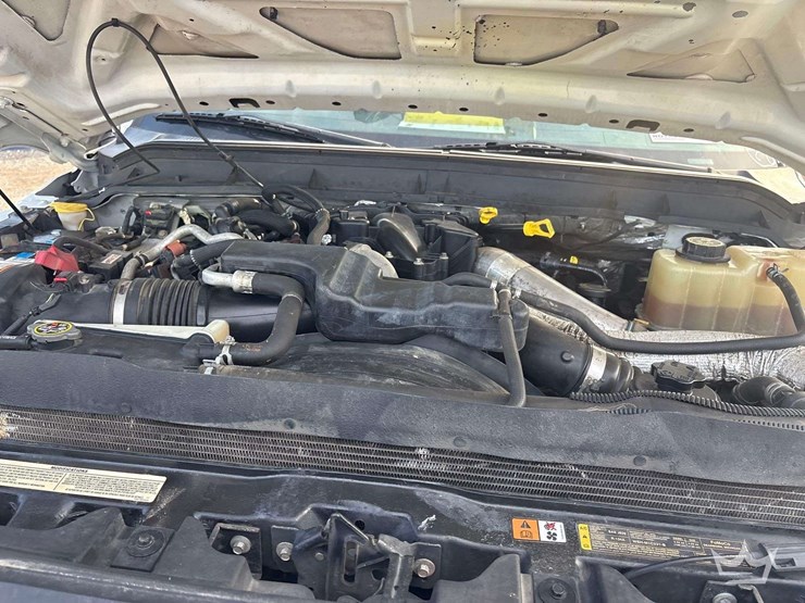 2016-ford-f550-image-8