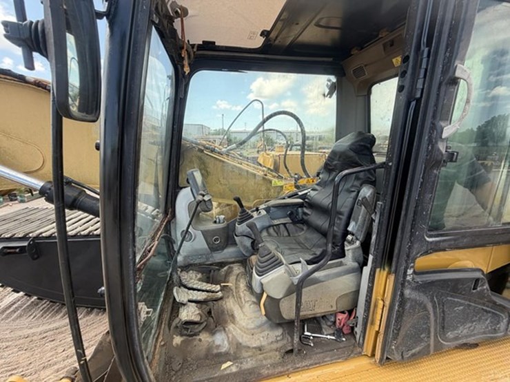 2009-caterpillar-320dl-image-102