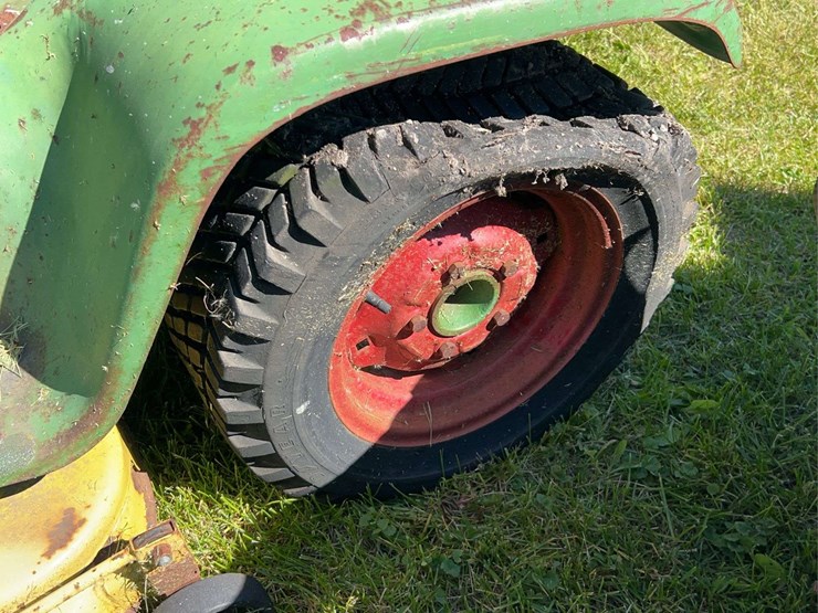 john-deere-112-image-17