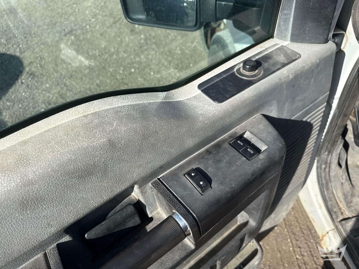 2013-ford-f250-image-21