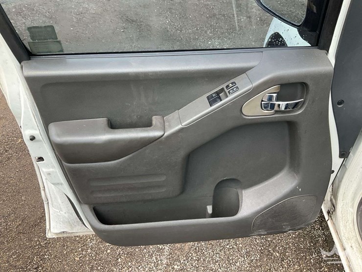 2018-nissan-frontier-image-11
