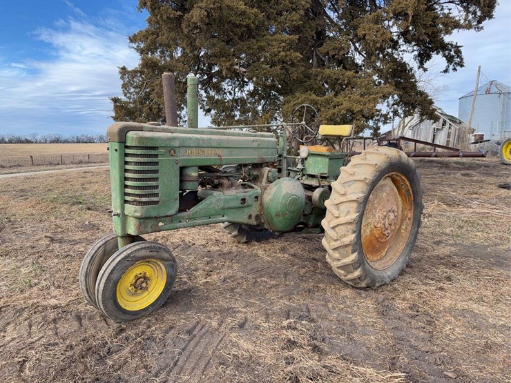 john-deere-a-image-1