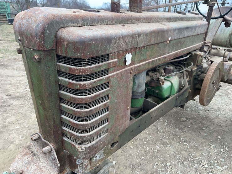 john-deere-model-b-image-12