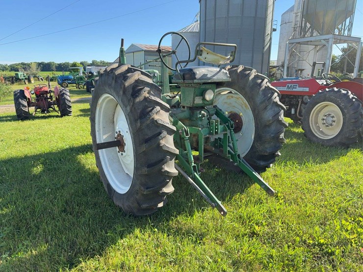 john-deere-model-b-image-4