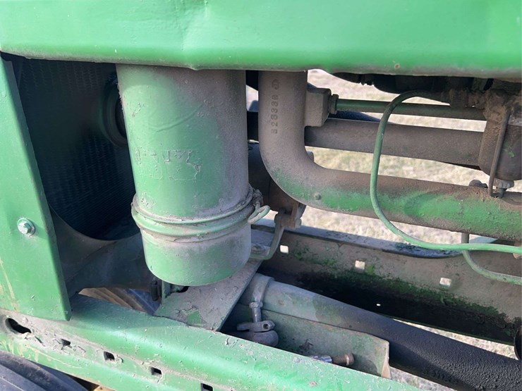 john-deere-model-b-image-47
