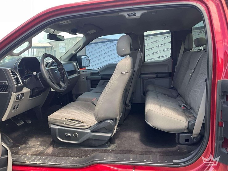 2015-ford-f150-image-16