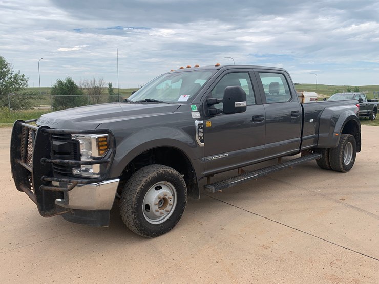 2019-ford-f350-sd-xl-image-2