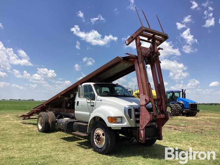 2006-ford-f750-image-3