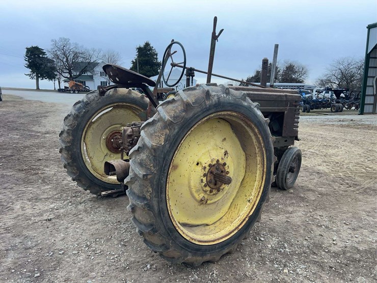 john-deere-model-b-image-5