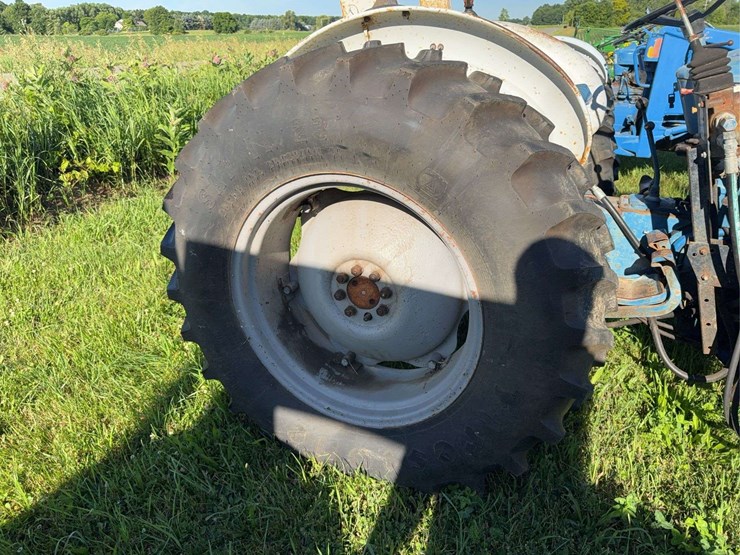 ford-3600-image-29