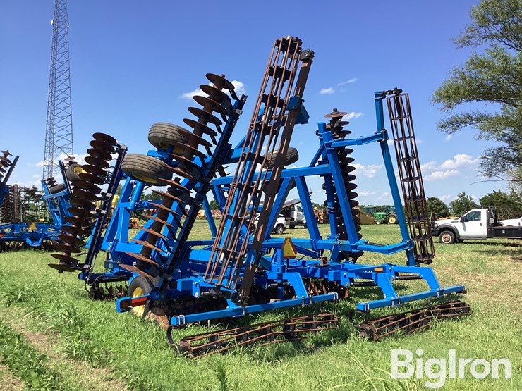 2011-landoll-7431-33-image-7