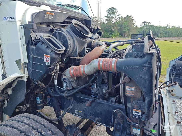 2016-kenworth-t370-image-10