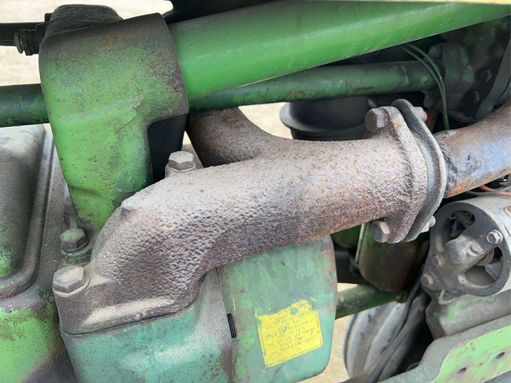 john-deere-720-image-22
