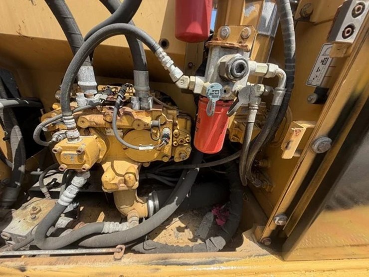 2009-caterpillar-320dl-image-23