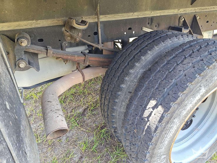 2016-ford-f450-image-17