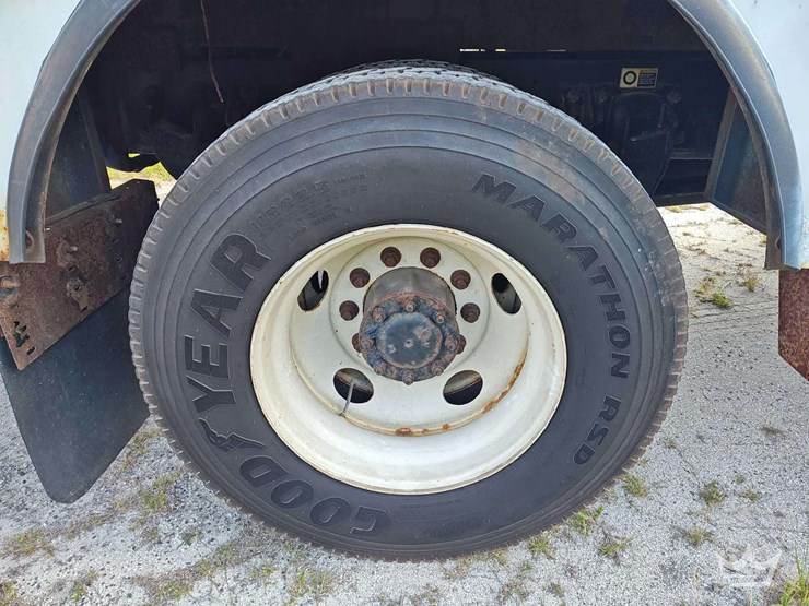 2016-kenworth-t370-image-60