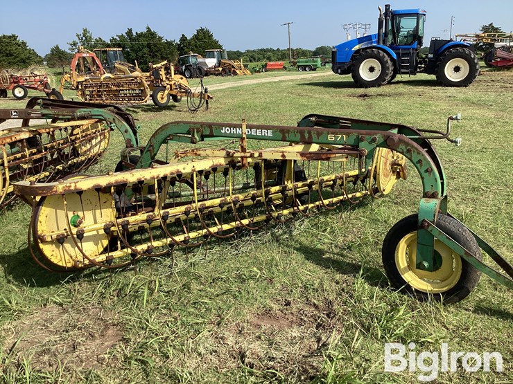 john-deere-670-image-20