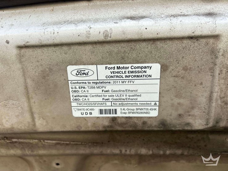 2011-ford-e250-image-10
