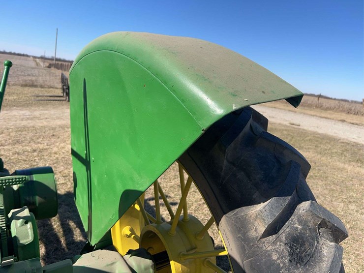 john-deere-model-b-image-33