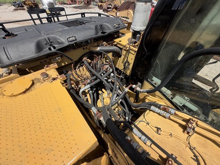 2009-caterpillar-320dl-image-33