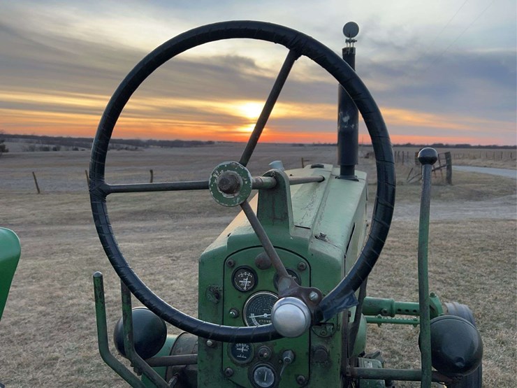 john-deere-720-image-50