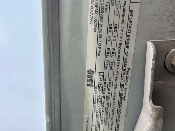2017-ford-f550-image-10