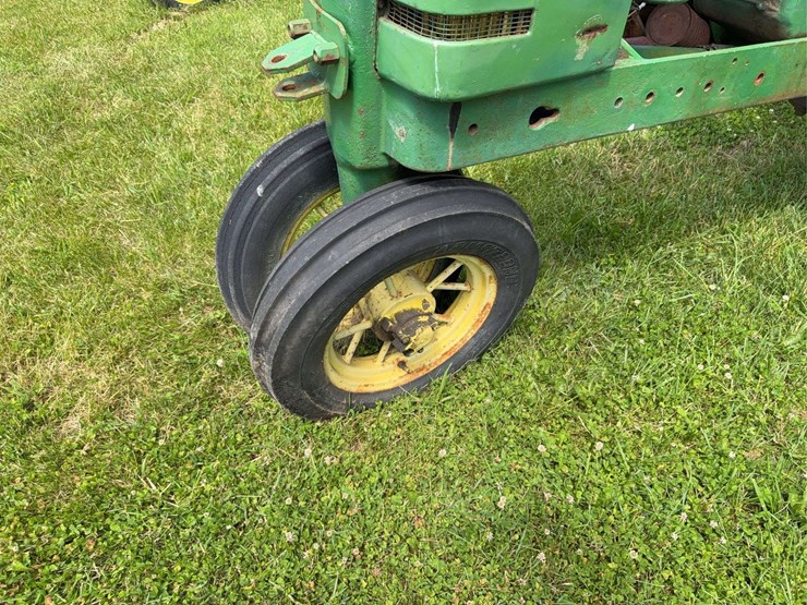 john-deere-model-b-image-5