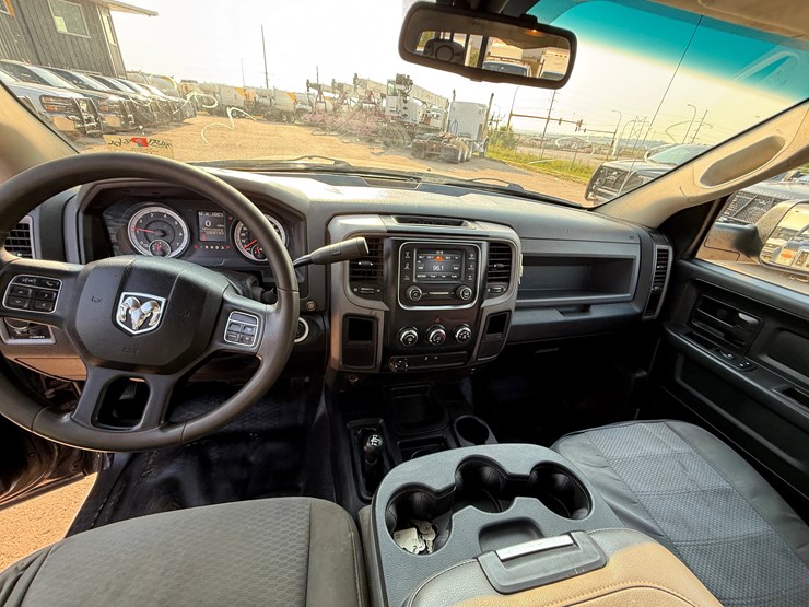 2015-ram-2500-hd-image-15