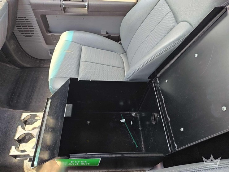 2016-ford-f450-image-31